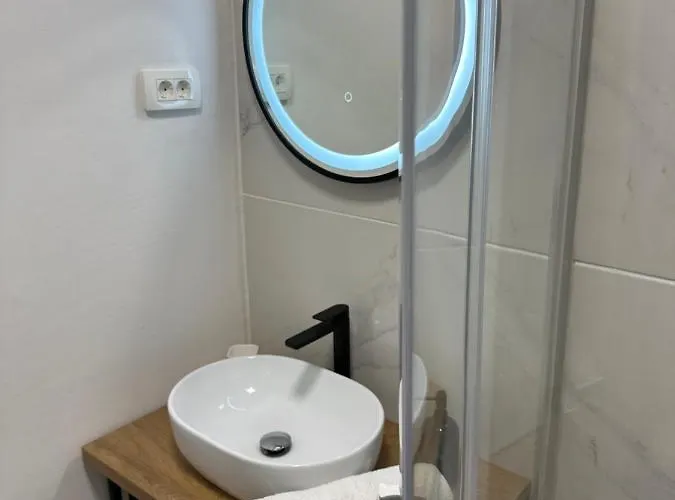 House Varos Lägenhet *