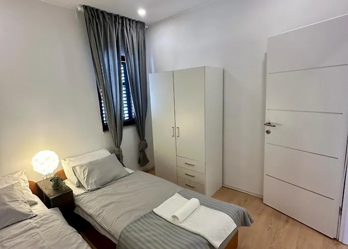 House Varos Lägenhet *