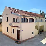 House Varos * זאדאר