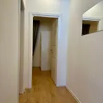 House Varos דירה *