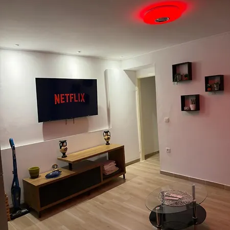 Apartman House Varos *