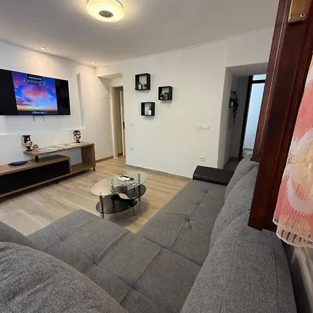 Appartamento House Varos *